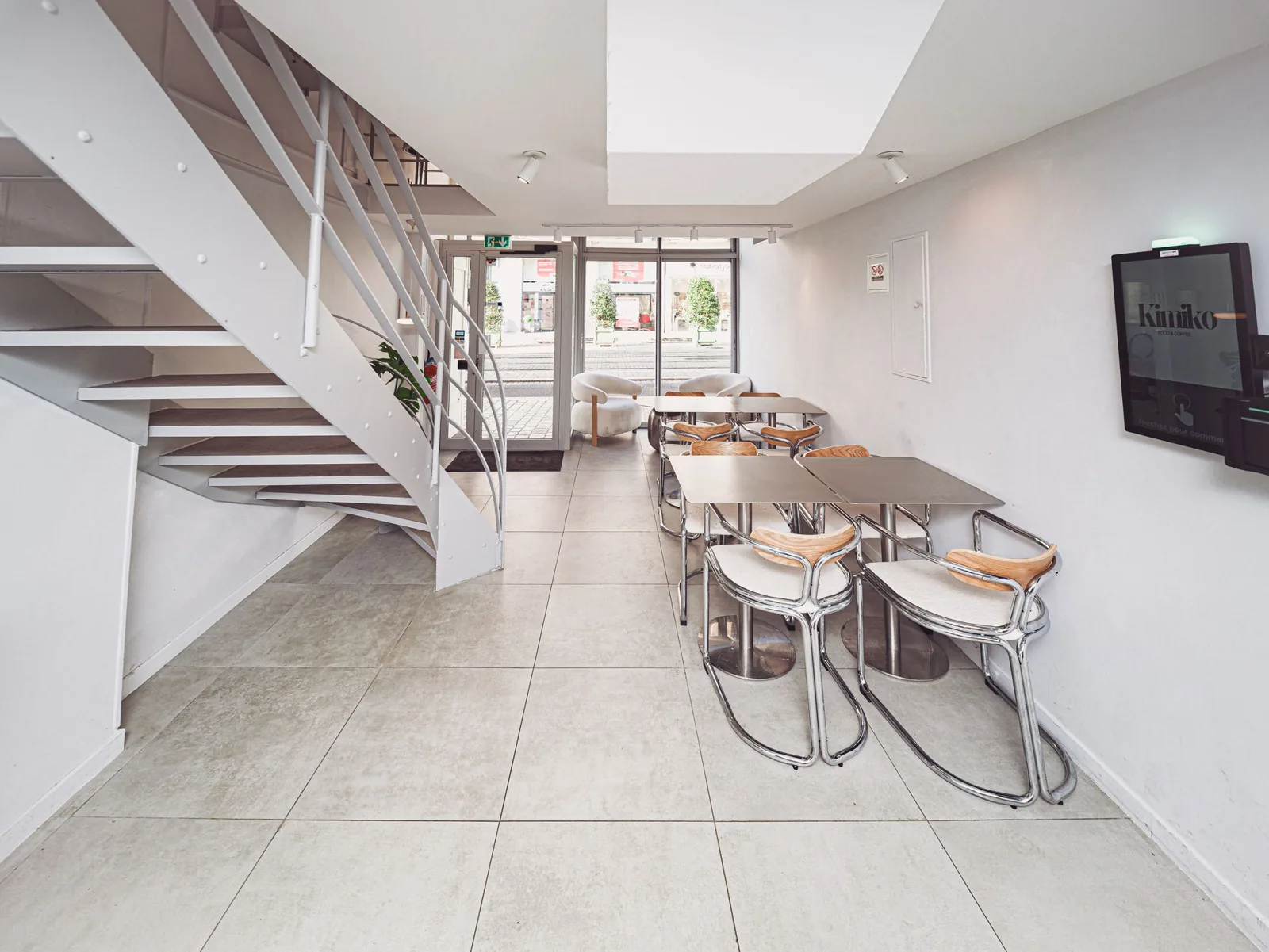 Intérieur du restaurant KIMIKO