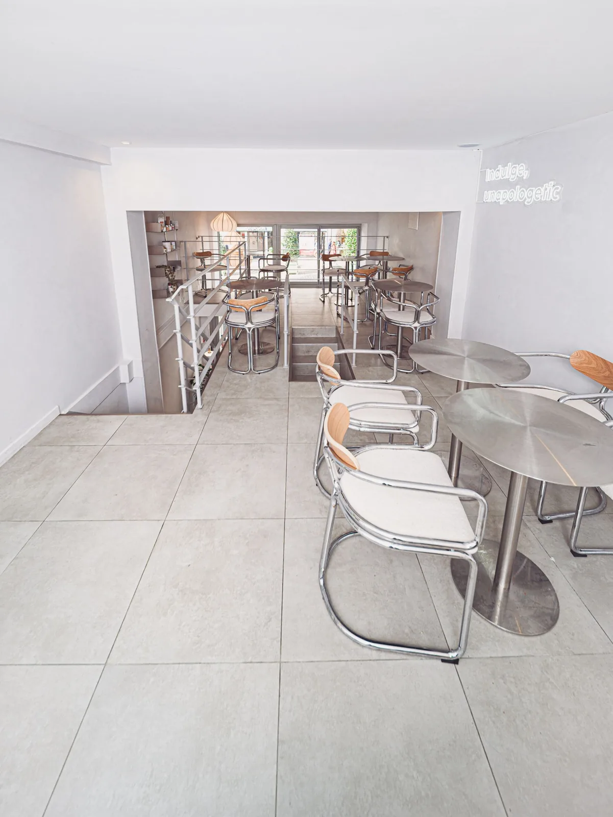 Intérieur du restaurant KIMIKO