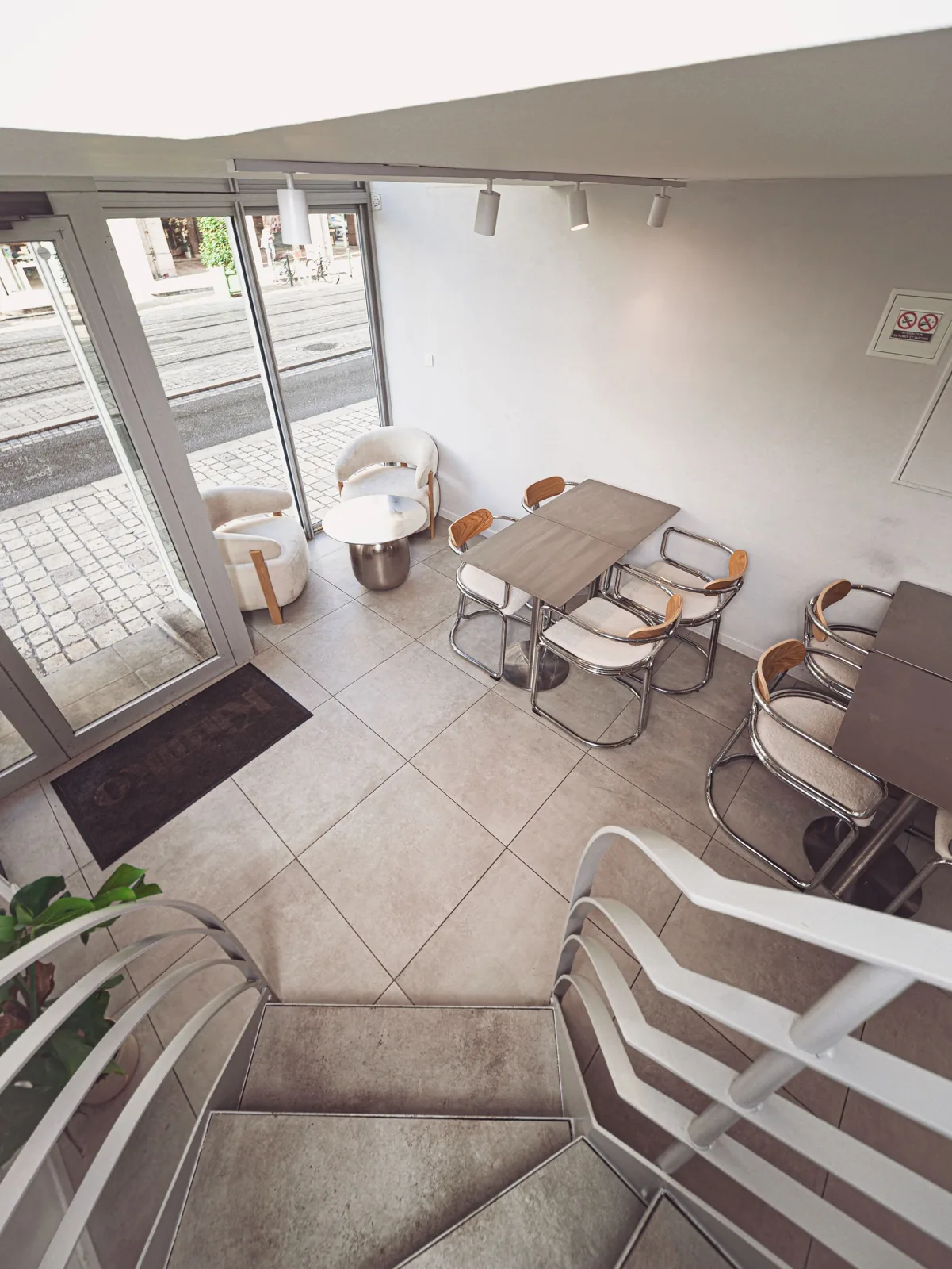 Intérieur du restaurant KIMIKO